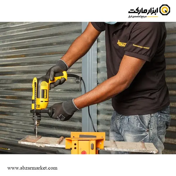 دریل چکشی دیوالت مدل DWD024