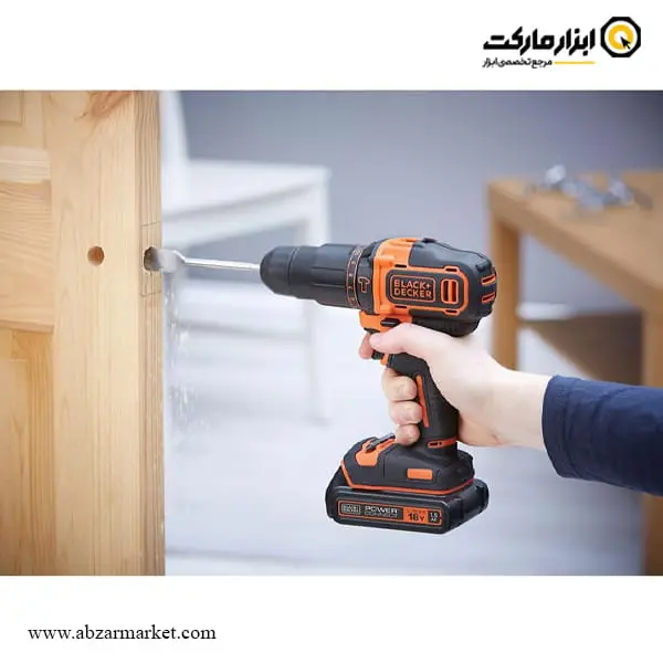 کیت دریل شارژی چکشی بلک اند دکر 18 ولت 83 پارچه مدل BCKSB04-QW
